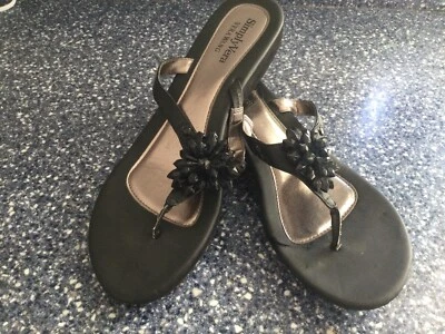 Simply Vera Vera Wang womens Slide on Thong Sandals 11 m - Image 1 of 4