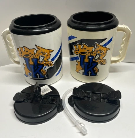 (2) University Of Kentucky 32oz Mugs Cover