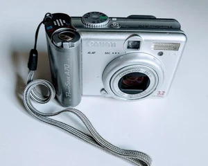 Canon Powershot A70 3.2MP Digital Camera for Parts + Box & Manuals - Picture 1 of 9
