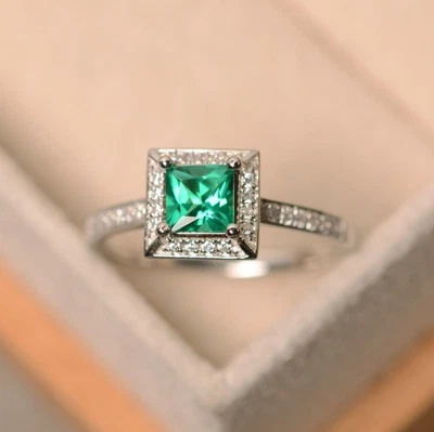 925 Sterling Silver Lab Created Emerald Minimal Women Halo Ring Duty Free - Image 1 of 4