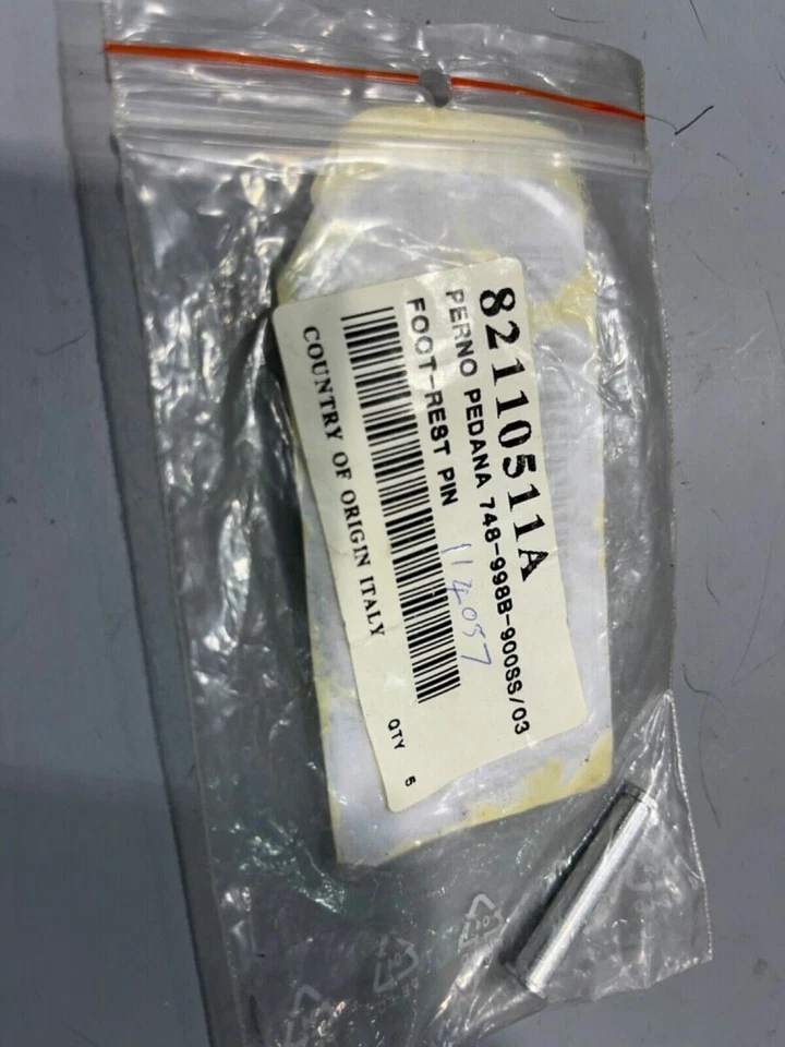 Pin reposapiés Superbike 1994-2004 Ducati 748 916 996 998 OEM 82110511A Foto 1 de 4