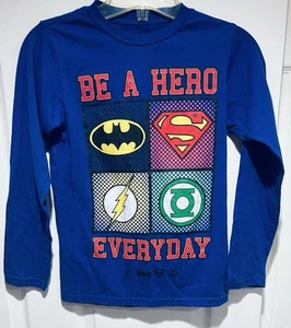 Be A Hero Boys Medium Size T-Shirt Long Sleeve Batman Superman by Justice League - Picture 1 of 4