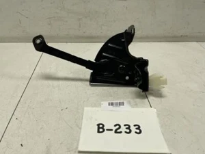 2008 BMW X5 E70/FE43 REAR LEFT DRIVER SECOND ROW STRIKER SUPPORT BRACKET OEM+  - Picture 1 of 12