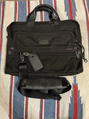 Tumi Alpha 2 Organizer Briefcase Laptop Bag Ballistic Nylon 26132D2 Black Nice! - Image 1 of 4