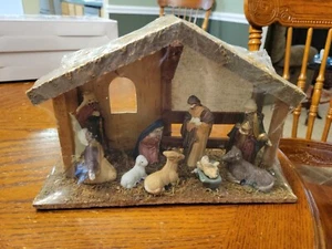 Vintage Hand Painted 11 Piece Nativity Set Brand New Sealed - Picture 1 of 10