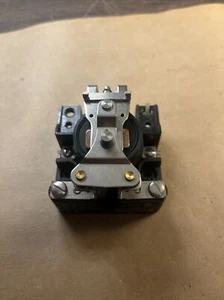 Magnacraft W199ADX-4 120VAC, 10VA, 30A Power Relay - Picture 1 of 11