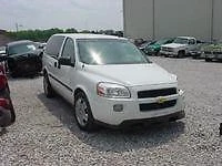 Cuarto de vidrio izquierdo usado se adapta a: Chevrolet Uplander 2006 regular WB 113`` con privacidad Foto 1 de 4