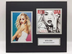 RARE Rita Ora Signed Photo Display + COA AUTOGRAPH MUSIC CD COVER - Picture 1 of 3