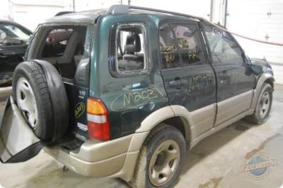 Brazo de control inferior delantero derecho usado delantero se adapta a: 2001 Suzuki Vitara Front Ri Foto 1 de 4