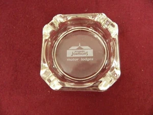 Cenicero vintage Howard Johnson Motor Lodge vidrio transparente logotipo blanco - Imagen 1 de 5