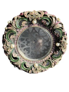 "Marco de fotos estilo victoriano con joyas rosa y perla sintética se adapta a foto redonda de 2""" - Imagen 1 de 15