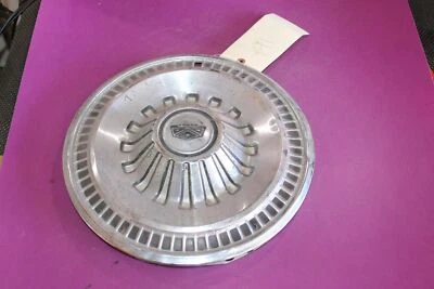 Tapacubos Ford Fairlane 1965-66. (#1). Ver foto. Foto 1 de 2