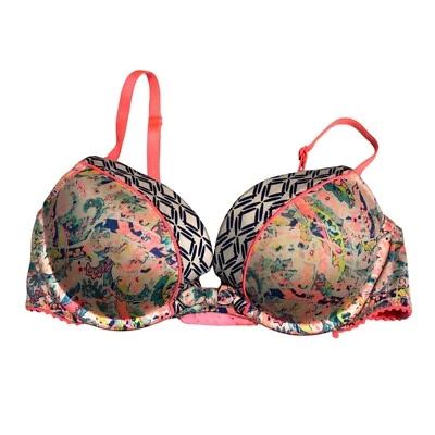 Sujetador Victorias Secret Muy Sexy Push Up Floral Paisley Geométrico 32C Foto 1 de 4