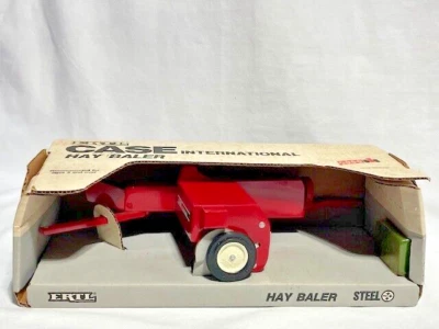 Vintage 1987 ERTL Case International Hay Baler, 1/16, NIB - Image 1 of 4