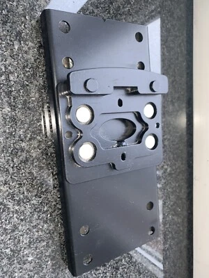 B&O Bang & Olufsen BeoVision close wall mount wall mount - Image 1 of 3