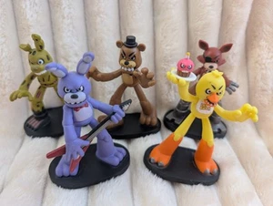 Funko FNAF Five Nights At Freddy's - Set Of 5 Vinyl Figures Chica Springtrap Etc - Picture 1 of 10