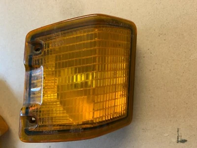 Vw Bus T3 Multivan Caravelle Blinker  Blinkleuchte 251953142A rechts - Bild 1 von 2
