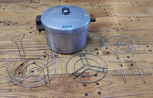 Vintage Maid of Honor 16 QT. Heavy Cast Aluminum Pressure Canner w/ Canning Rack - Picture 1 of 15