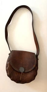Vintage farbige verzierte 70er Jahre Leder Hobo Hippie Schultertasche 9”Bx7,5H mit 15” Riemen - Bild 1 von 9
