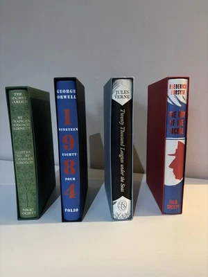 4 Folio Society Books 1984 George Oswell Twenty Thousand Leagues Under The Sea - Image 1 of 4