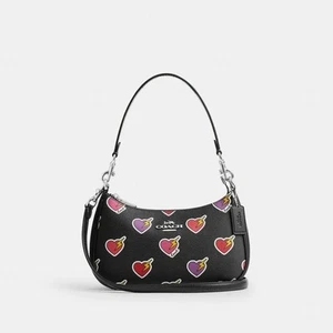 Neu mit Etikett Coach | Teri Schultertasche optional neu mit Etikett Crossbody mit Herzschraubendruck 350 $ - Bild 1 von 9