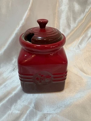 Le Creuset с крышкой мед джем горшок банка керамический Cerise красный омбр без сколов - Изображение 1 из 4