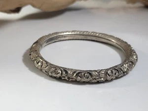 Antique Bracelet Sterling Silver ORNATE Bangle Opening Hollow Flowers  20 Grams - Picture 1 of 13