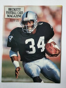 November 1990 Beckett Football Card Magazine Issue #8: Bo Jackson - Warren Moon