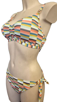 CYELL SWIM 183 Graphic Bikini soft BH Gr.80B 40  + Tie-Side slip Gr.42 - Bild 1 von 4