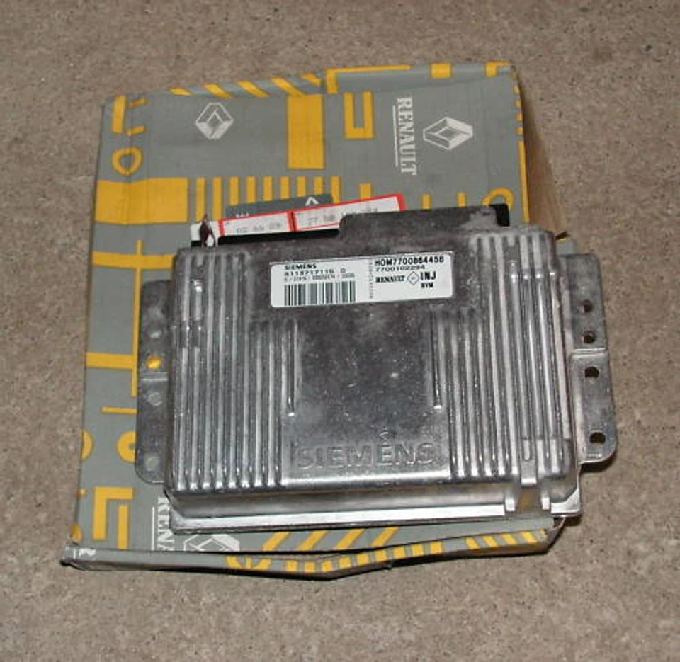 Renault Laguna I Laguna Estate I ECU numero di parte 7700102294  - Immagine 1 di 1