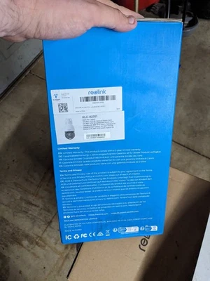 Reolink RLC-823S1 4K 8MP 360° Auto-Tracking PoE Security Camera 5X Zoom In Box - Image 1 of 4