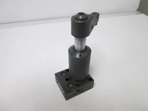 "Abrazadera oscilante hidráulica Vektek 15-2213-01-RH, con brazo de abrazadera de 2", *perforada lateral* - Imagen 1 de 5