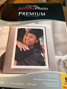 Jet Print Photo Heavy Weight High Gloss Premium Photo Paper - 38 Sheets 8.5X 11" - Picture 1 of 4