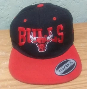 Vintage Chicago Bulls Cap Basketball Hat Black Red NBA Snapback Embroidered - Picture 1 of 9