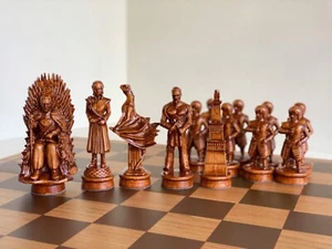 Game of thrones Wooden chess pieces Throne Original chess pieces, Wood... - Picture 1 of 8