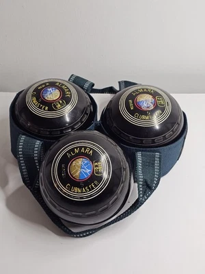 Almark Clubmaster Lawn Bowls Size 5 Medium – Set of 3 + Superbowl 2-Bowl Carrier - image 1 of 4