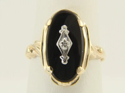 Vintage 14K Yellow Gold Black Onyx Cabochon and Natural Diamond Ring Size 7.75 - Image 1 of 4