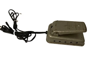 Sewing Machine Foot Pedal Control - Picture 1 of 8