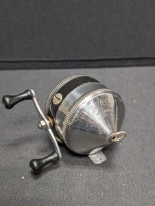 Vintage Silver ZEBCO "Spinner" Model 33 Spin Casting Fishing Reel Black Button - Picture 1 of 12