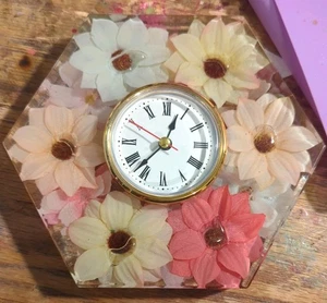 One Of A Kind Handmade Beautiful Flower Resin Clock - Picture 1 of 4