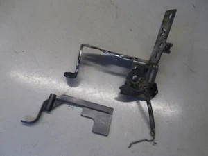 Briggs and Stratton Engine governor vein spring link bracket cut off lawnmower - Picture 1 of 1