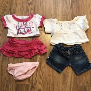build a bear Kleidung 5 Teile Rock Jeansshorts zwei Hemden rosa Höschen - Bild 1 von 8