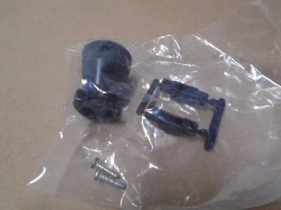 AMP 206070-1 Cable Clamp / Backshell size 17  - Image 1 of 3