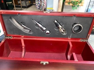 Caja de regalo de presentación de botellas de vino con juego de accesorios de 4 piezas - Imagen 1 de 12
