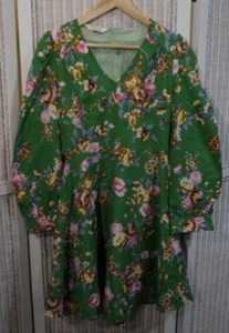 Women’s Green Floral Long Sleeve Dress Size 40 - Picture 1 of 3