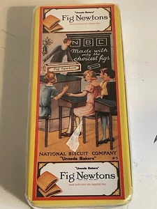 Vintage 90er Bristolware Nabisco Figur Newton Sammlerstück Dose Rechteck 9,5" gelb - Bild 1 von 6