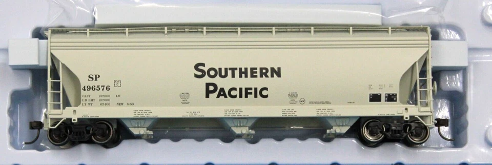 HO Scale - ATLAS MASTER LINE 20 006 952 SOUTHERN PACIFIC ACF 4650 Covered Hopper - Image 1 of 4