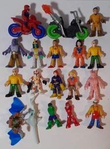 Lotto misto action figure Fisher Price Imaginext - Foto 1 di 5