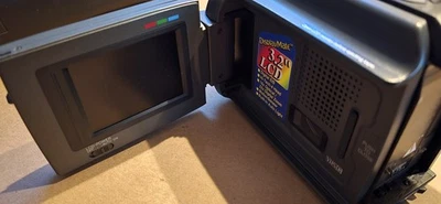 Vtg Panasonic Palmcorder Video PV-L606 VHS-C Comcorder Video Camera VCR - Image 1 of 4