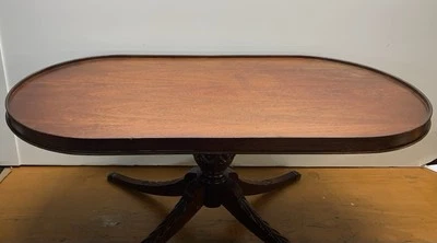 Antigua mesa de centro ovalada de caoba Mersman Duncan Phyfe #7238 - años 1920 - 1930 Foto 1 de 4
